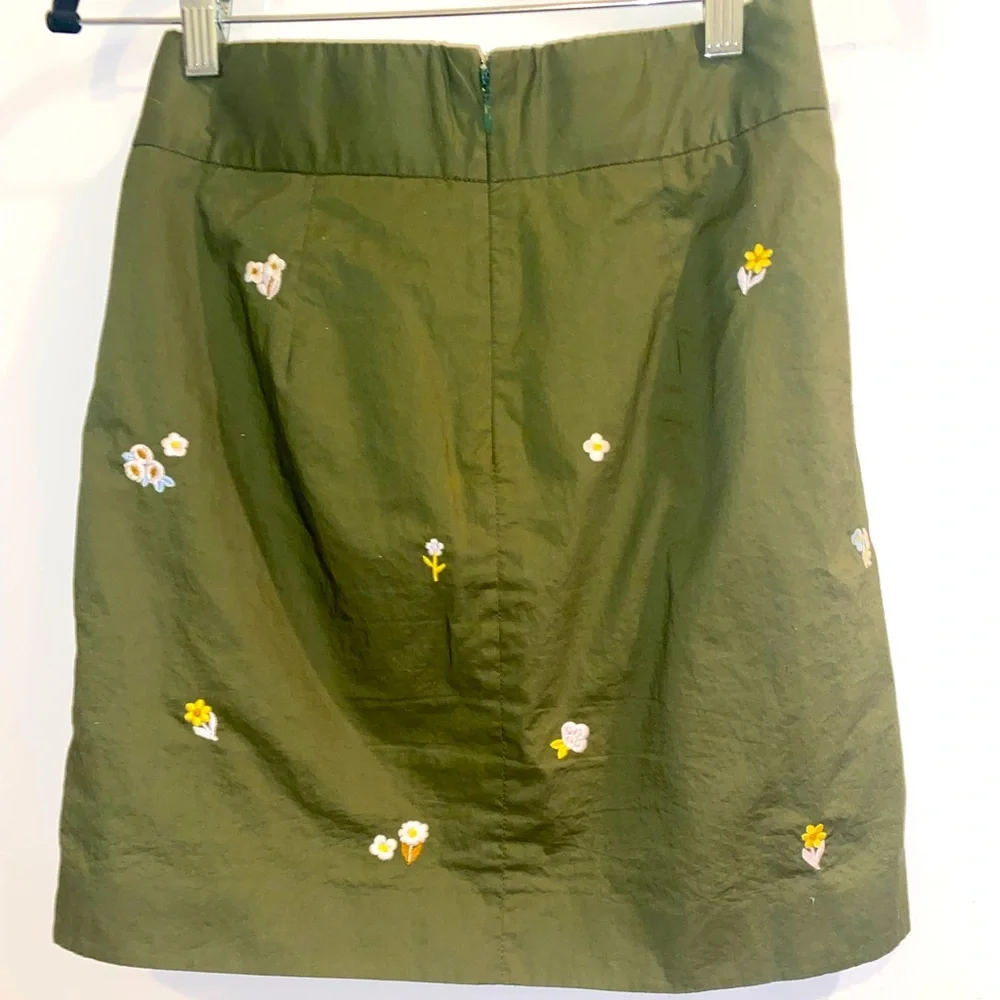 🍃 J.Crew Floral Embroidered Tie-Waist Skirt – Size 2